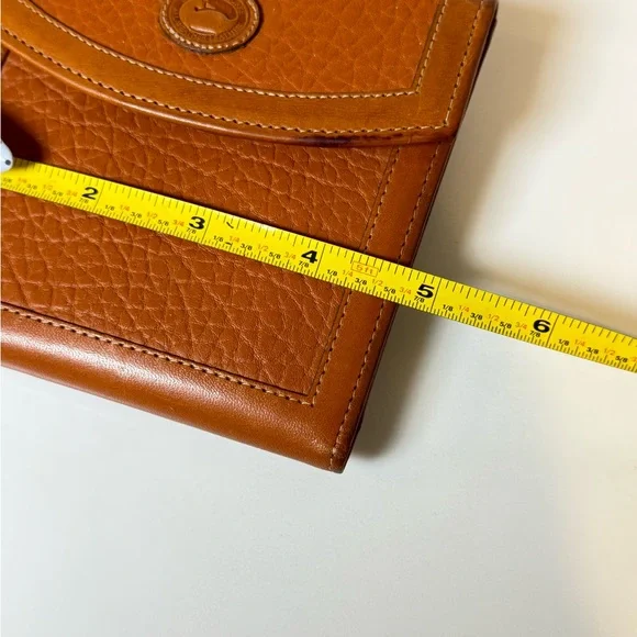 Vintage dooney and Bourke brown leather kiss lock wallet - Picture 3 of 10